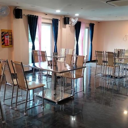 Hotel Madigai Tandzsávúr Kültér fotó