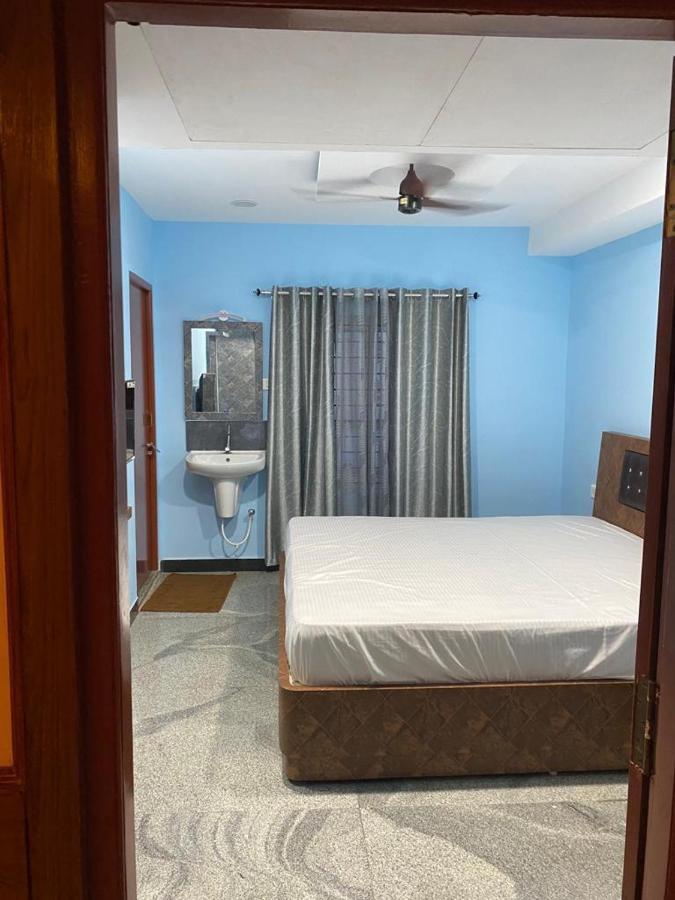 Hotel Madigai Tandzsávúr Kültér fotó